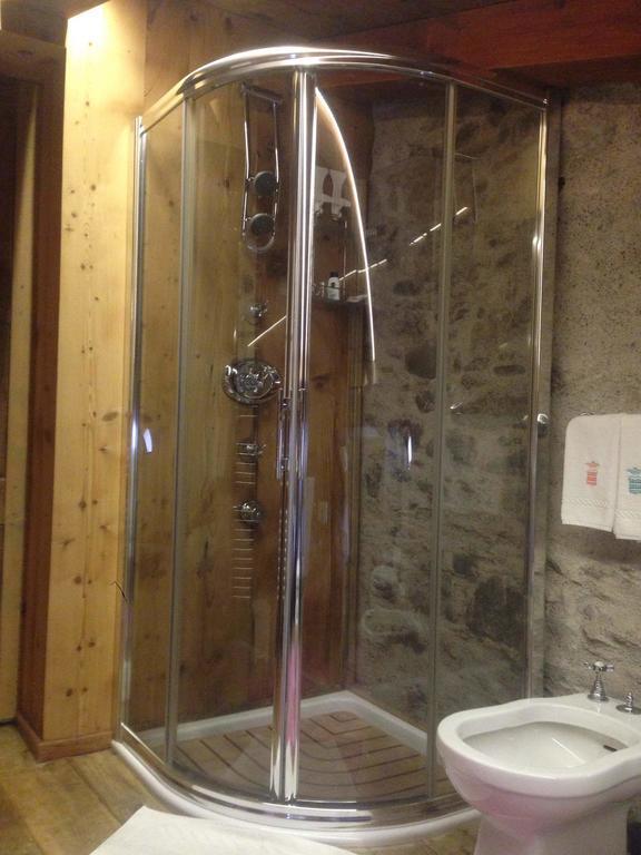 B&B Di Charme Palazzo Lambertenghi Tirano Zimmer foto