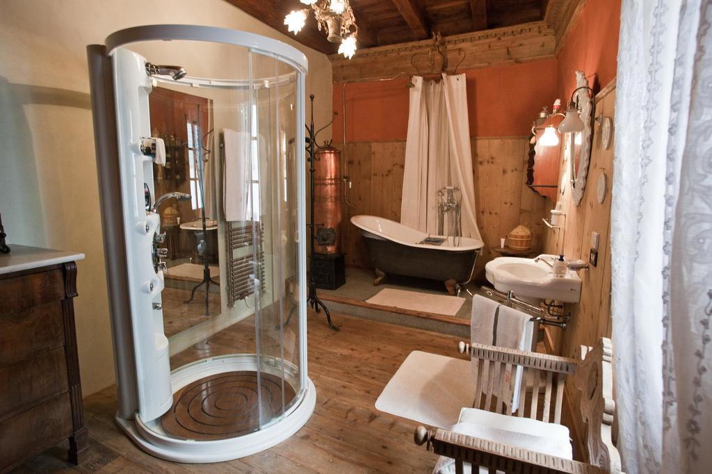 B&B Di Charme Palazzo Lambertenghi Tirano Zimmer foto