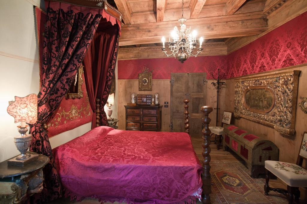 B&B Di Charme Palazzo Lambertenghi Tirano Zimmer foto